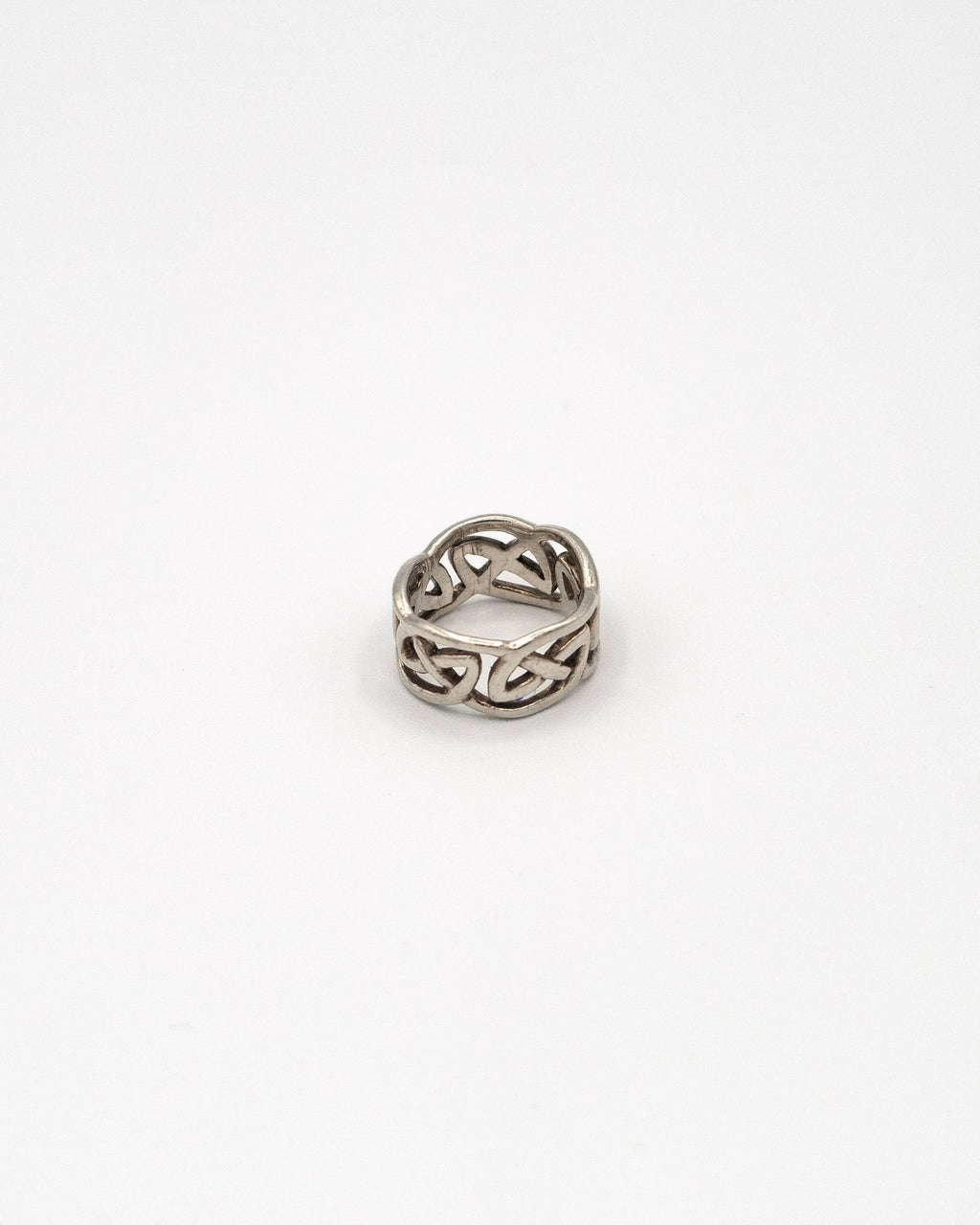 Celtic style ring band