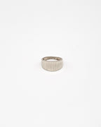 Grooved band ring
