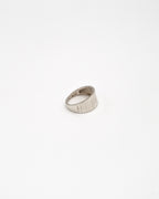 Grooved band ring