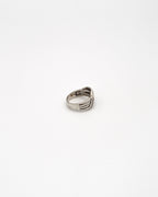 Ring with a multi-line design