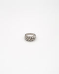 Hollow croissant ring