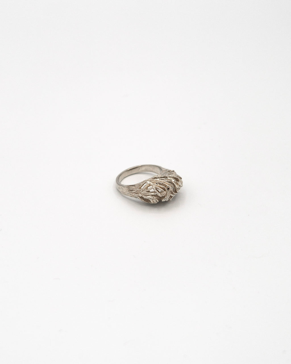 Brutalist knot ring