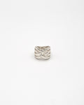 Crossover band ring