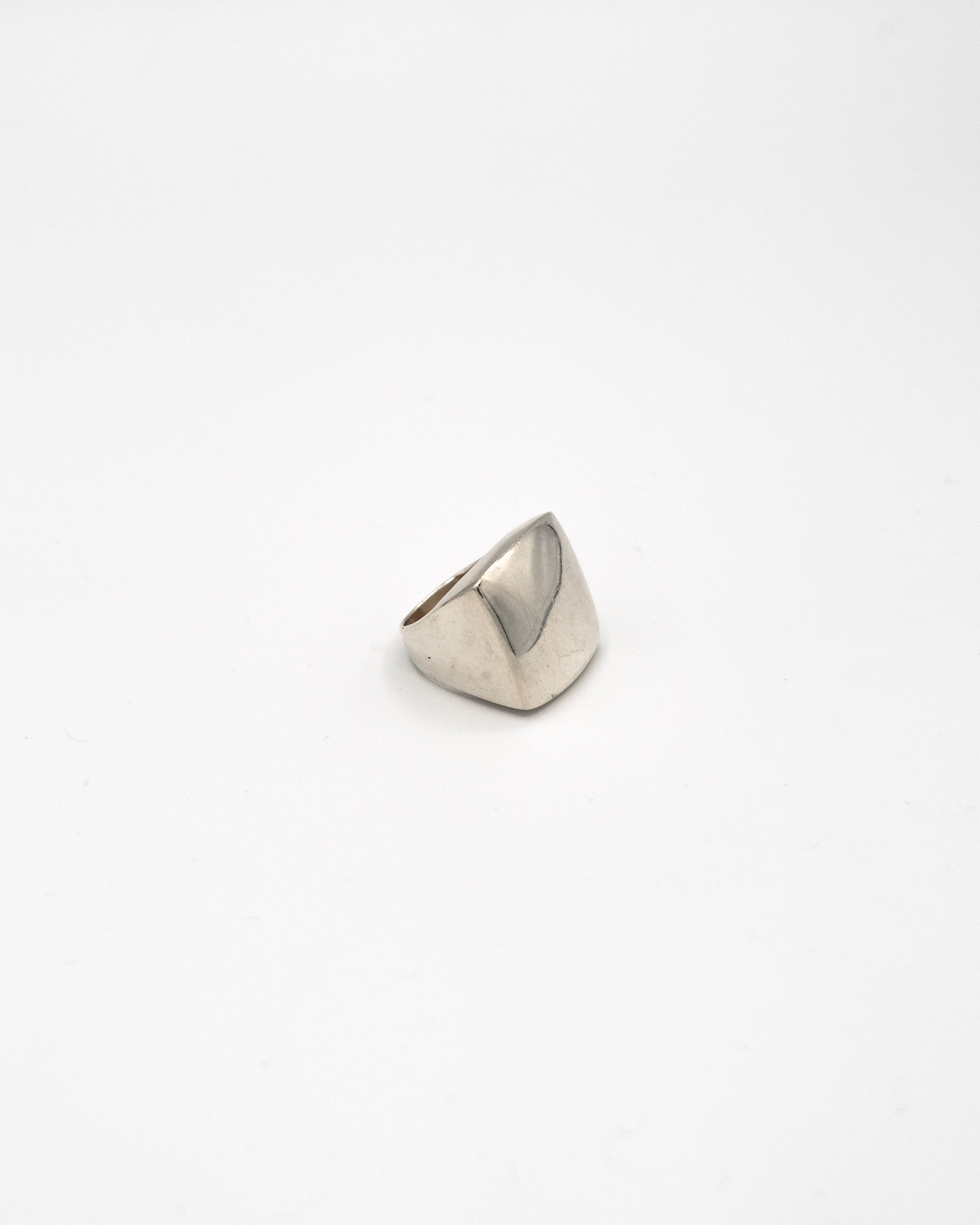 Hollow square dome ring