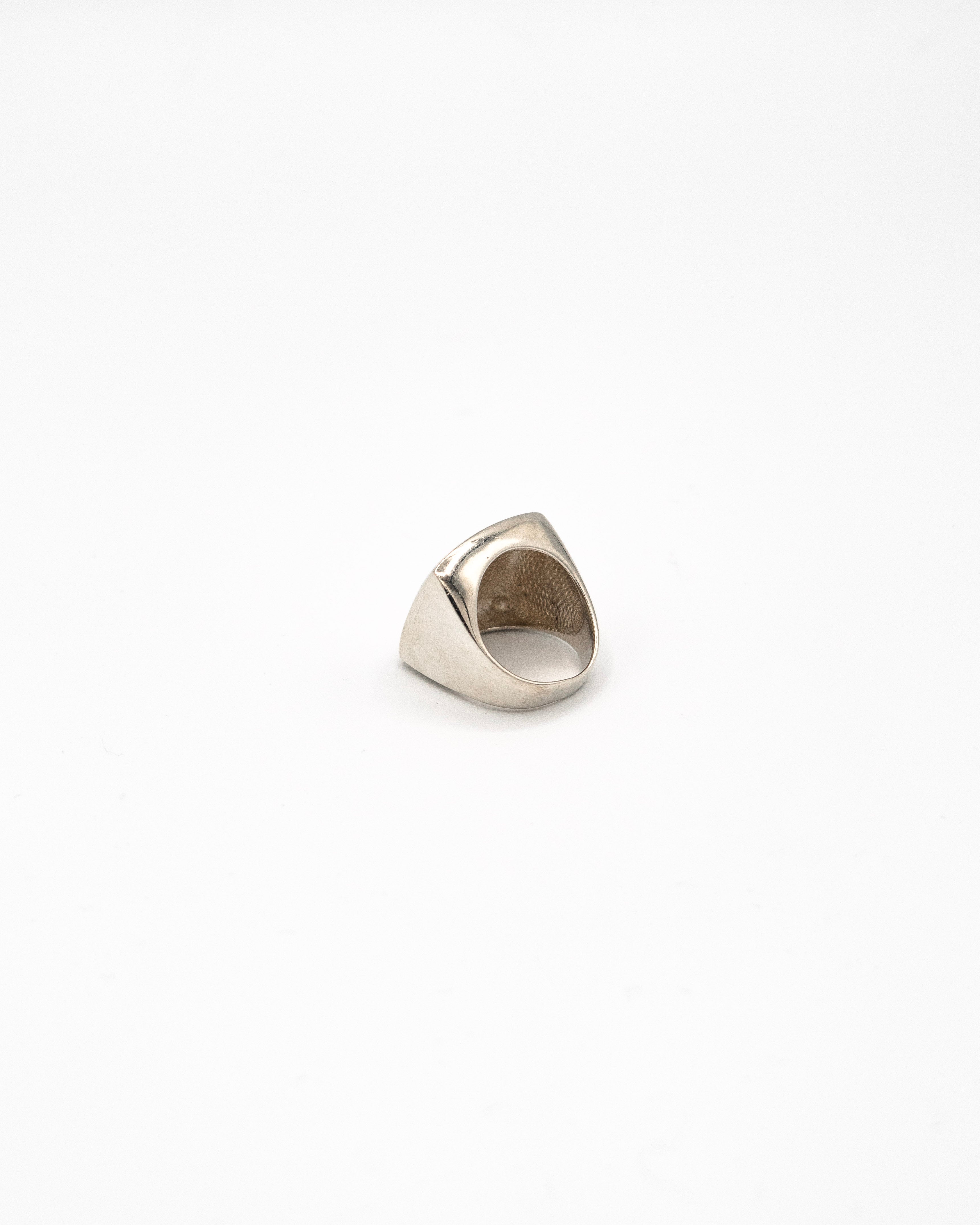Hollow square dome ring