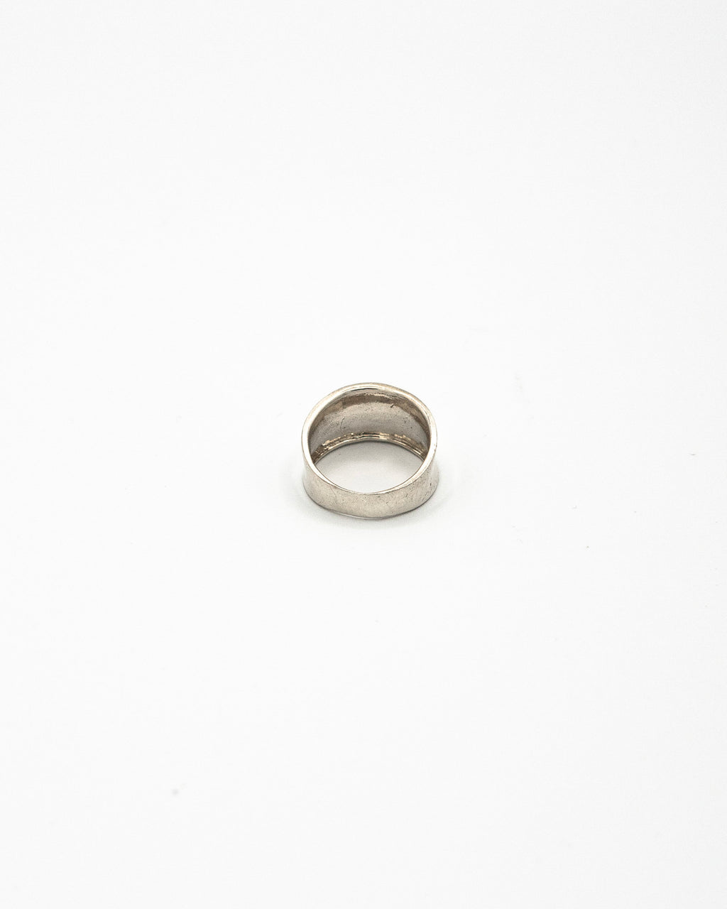 Ralph Laurent concave band ring