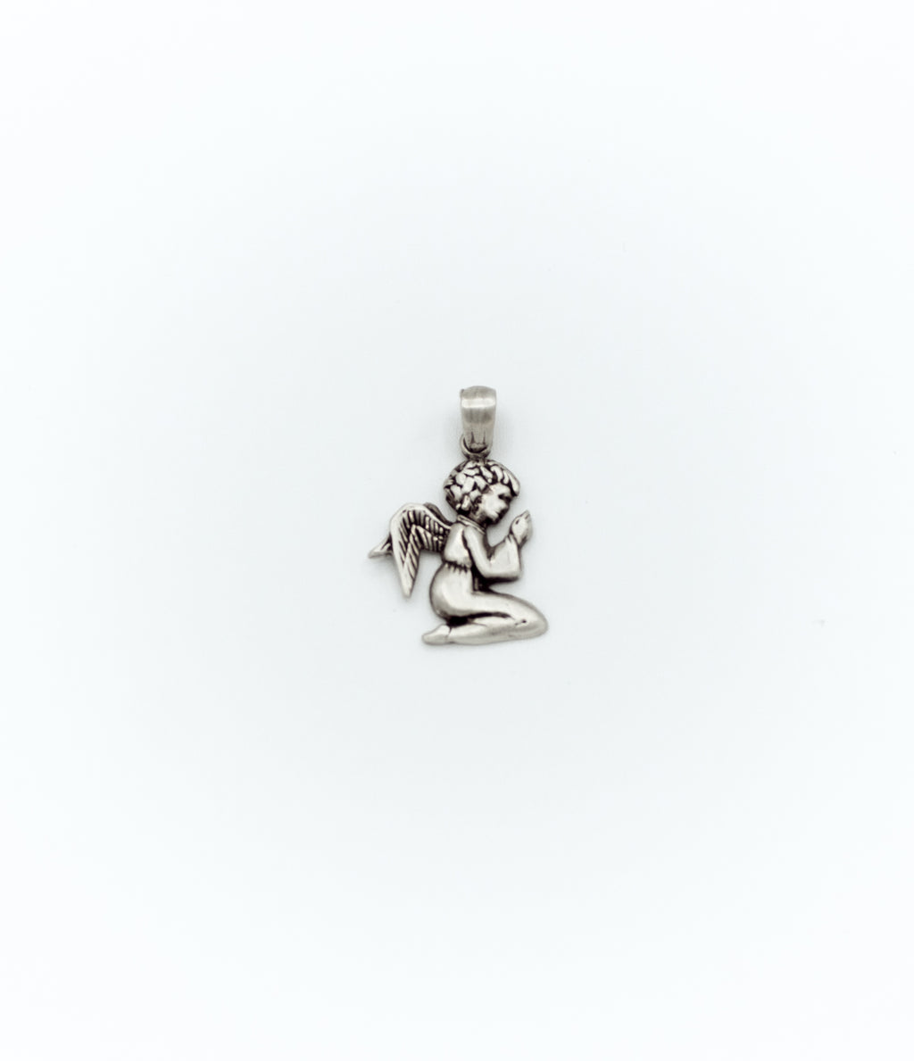 Praying cherub pendant