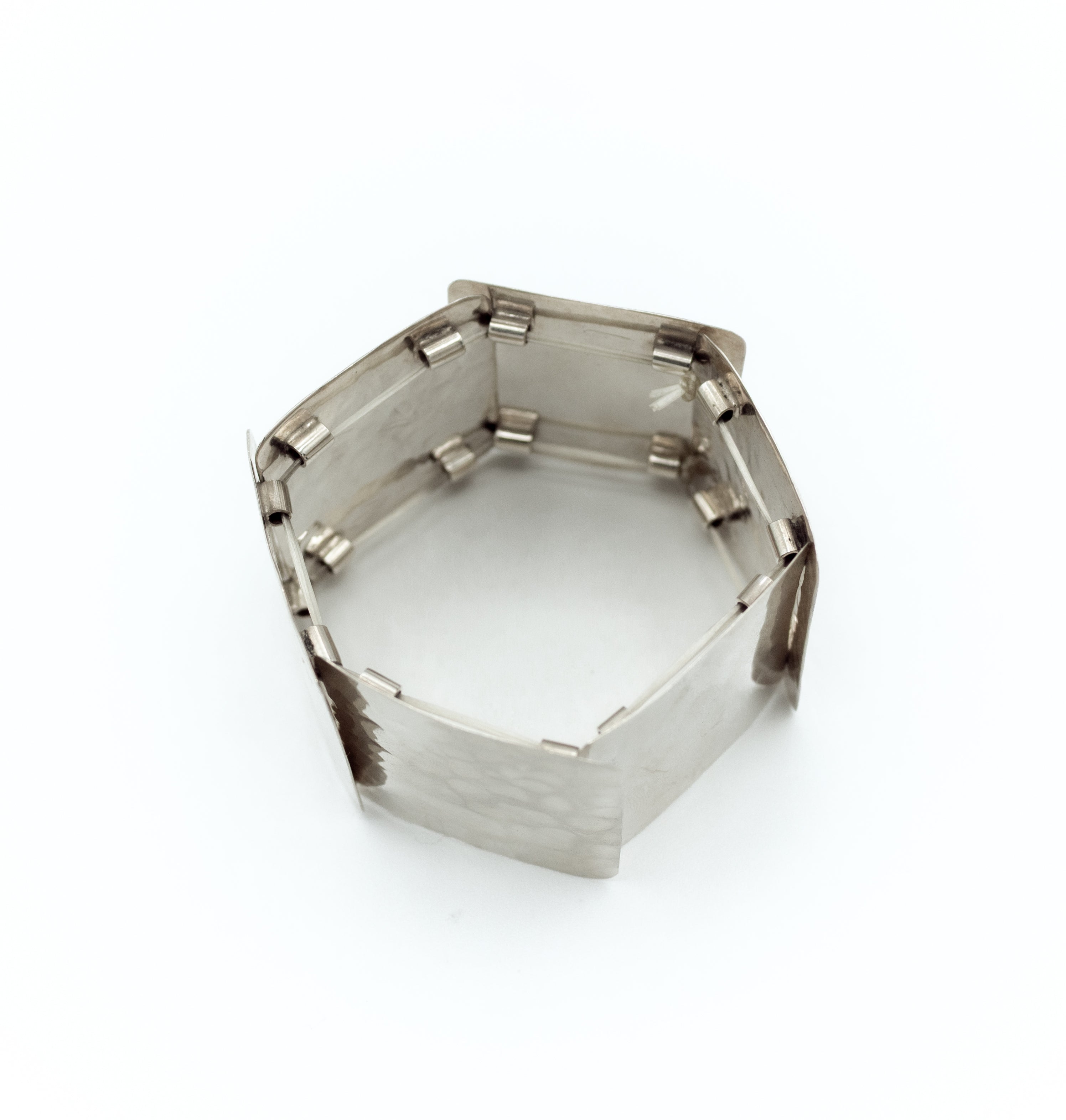 Elastic square cuff bracelet