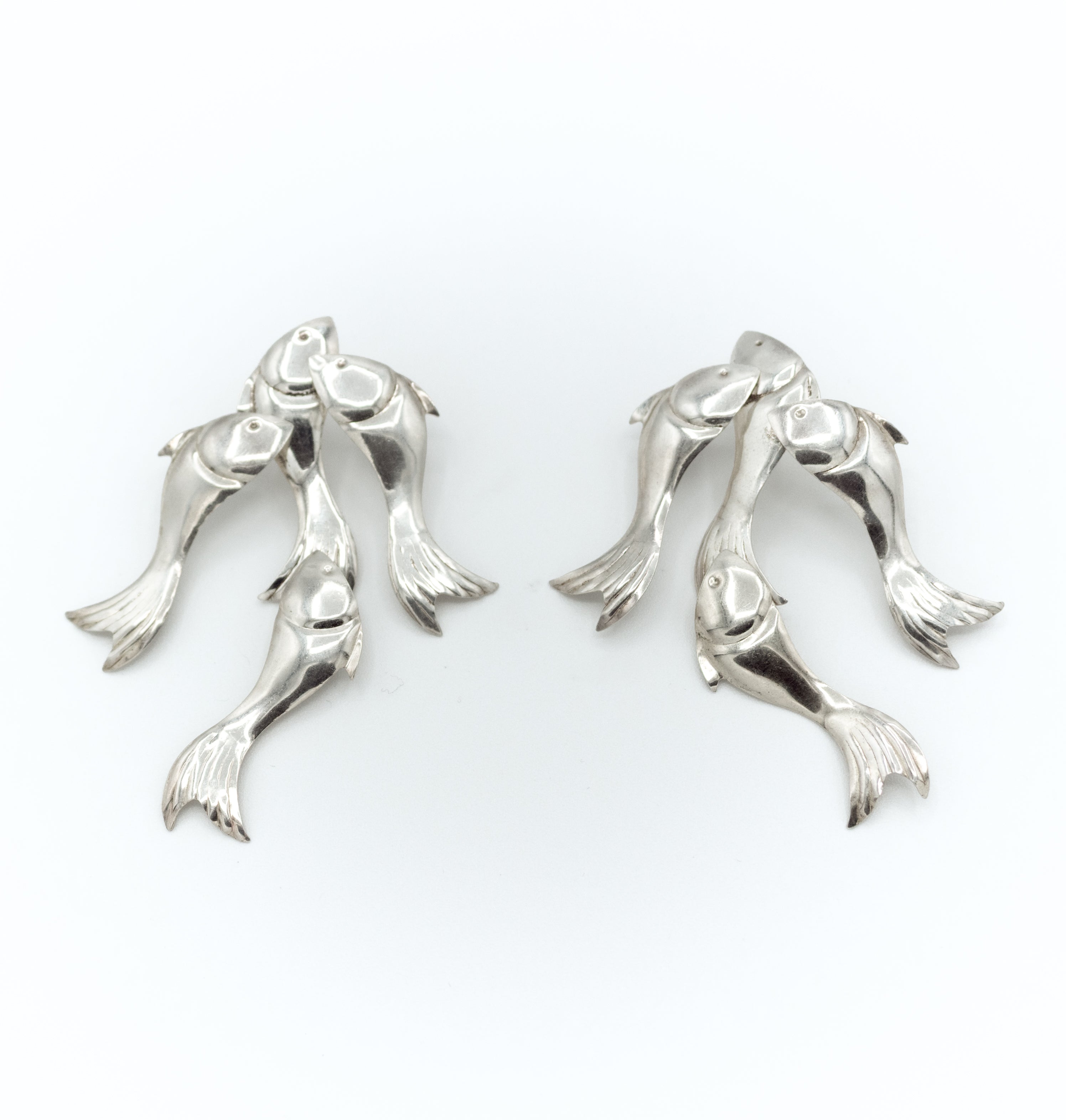 Fish dangle stud earrings